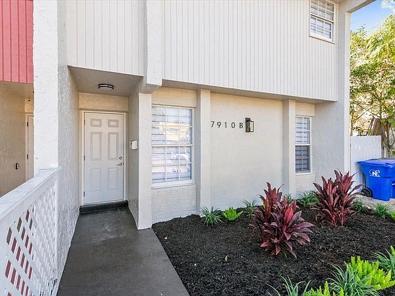 4th image of 7910 SW 8th Court #B