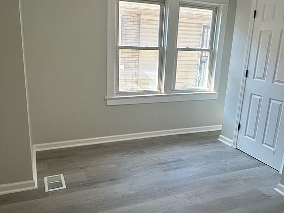 2nd image of 714 S 40th St #2