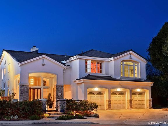 3rd image of 4854 Bayliss Ct