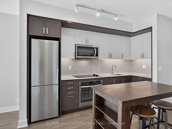5th image of 1575 Lakeshore Rd W #457