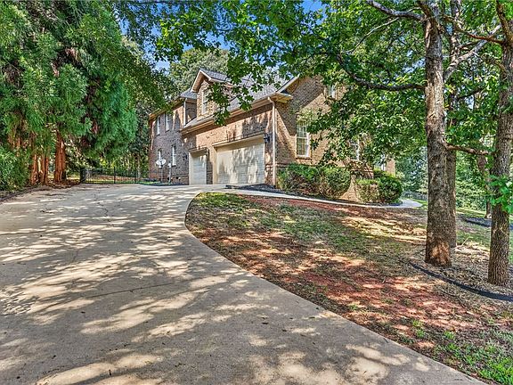 4th image of 109 Limelight Dr