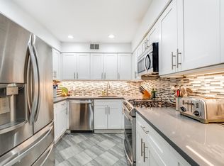 397 Whimbrel Ln, Secaucus, NJ 07094