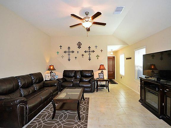 5th image of 6876 Dogwood Cliff Ln