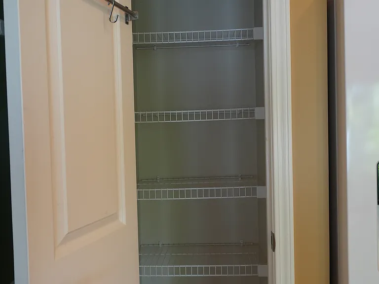 6258 Maple Glen Dr — Photo 10