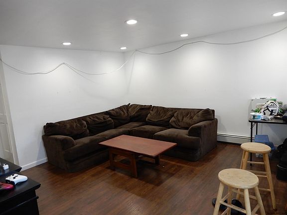 2nd image of 1731 Highland Ave