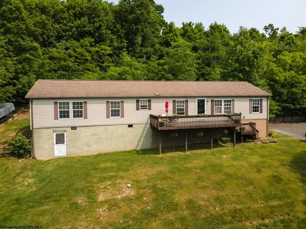 262 Devin Ln, Morgantown, WV 26508
