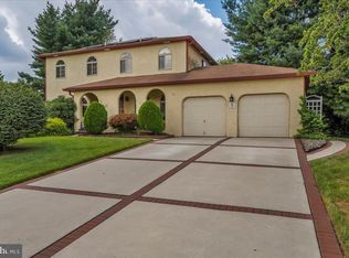 50 Wayside Rd, Berlin, NJ 08009