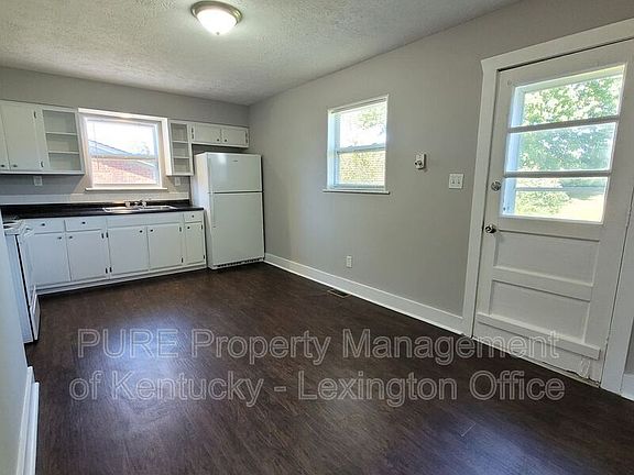 5th image of 1317 Ox Hill Dr