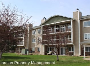 7632 157th St W APT 103, Apple Valley, MN 55124