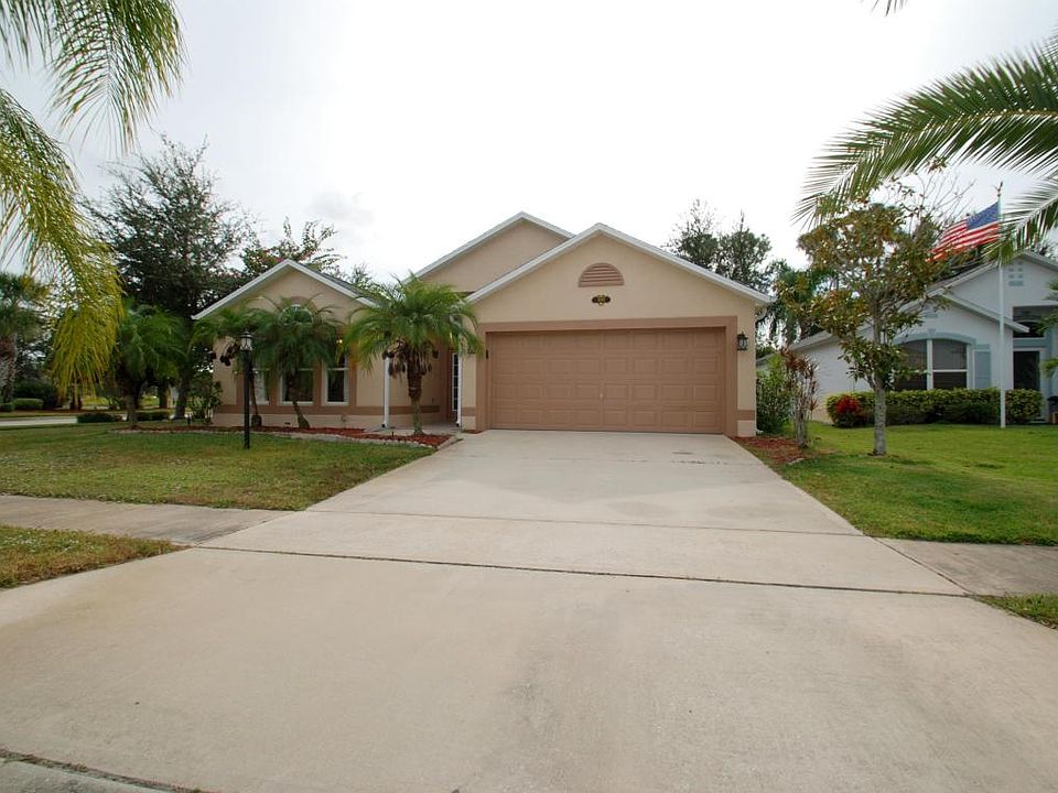 1st image of 1285 White Oak Cir