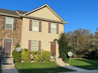 35 Judges Ct, Inwood, WV 25428