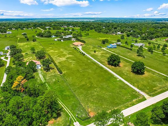 4th image of Calhoun Rd