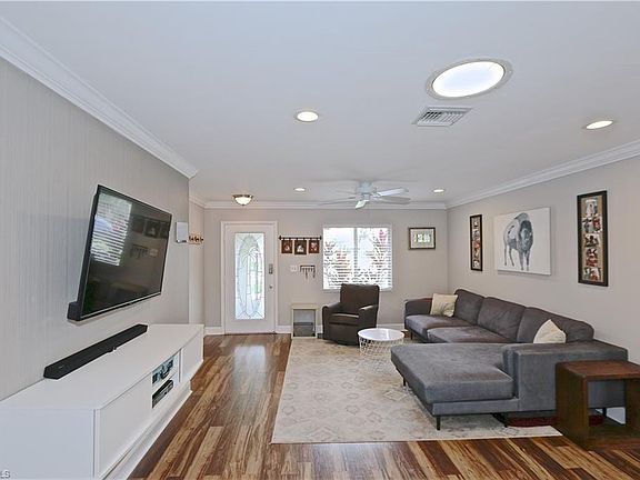 3rd image of 8373 Winged Foot Dr