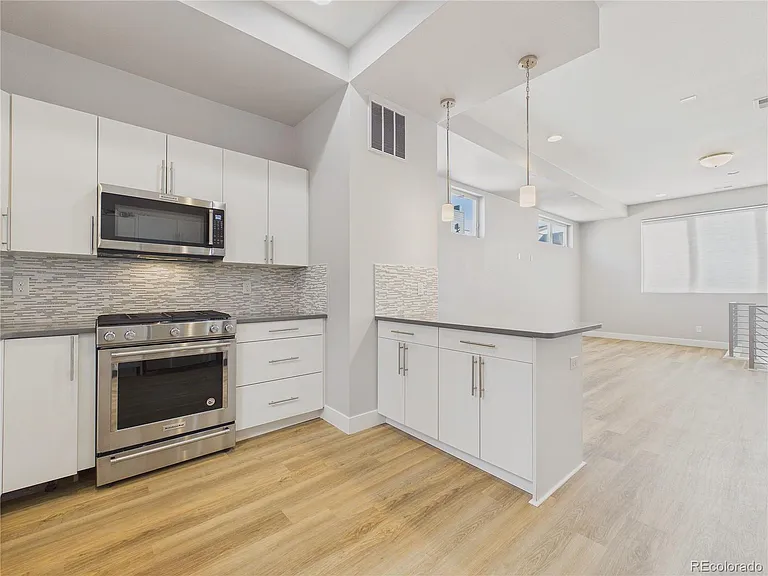 1632 Lowell Blvd #5 — Photo 2