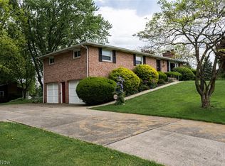 325 Faircrest St SW, Canton, OH 44706