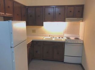 5906 Hickman Rd UNIT 6, Urbandale, IA 50322