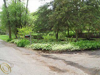 3rd image of 1835 Huntingwood Ln