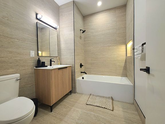 5th image of 434 Scotland Rd APT 2
