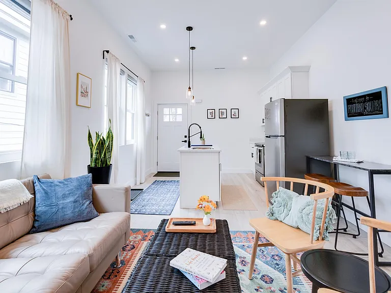 1402 Fletcher Ave #B — Photo 4