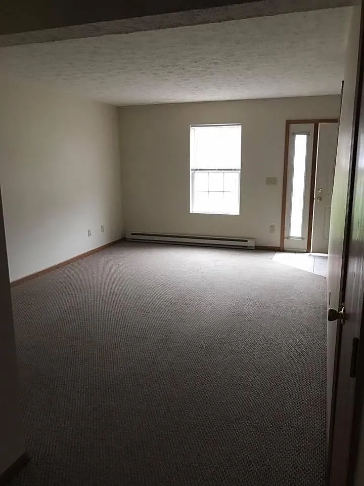 6176 Ferndale St — Photo 4