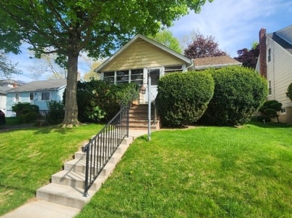 8 Parkway, Caldwell Boro Twp., NJ 07006