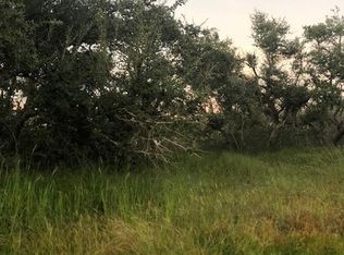 427 Olympic Dr, Rockport, TX 78382