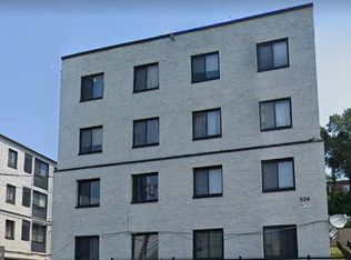 324 37th St SE APT T3, Washington, DC 20019