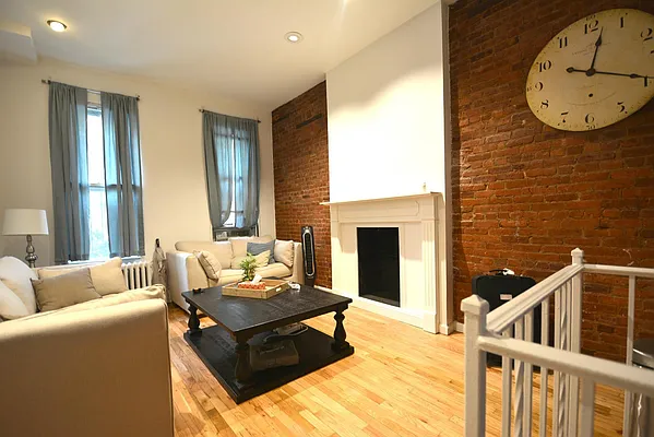 Rented by Keller Williams NYC | media 12