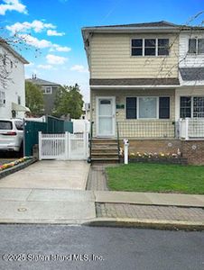 61 Cranford St, Staten Island, NY, 10308
