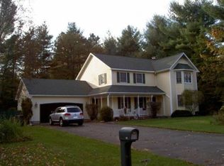 14 Willow Rd, Queensbury, NY 12804