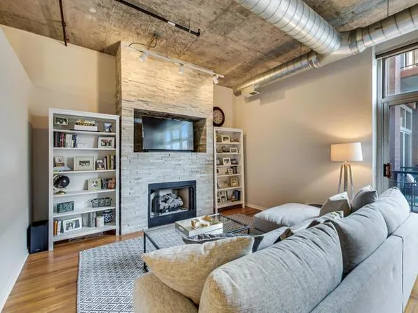 1000 W Adams St APT 418, Chicago, IL 60607