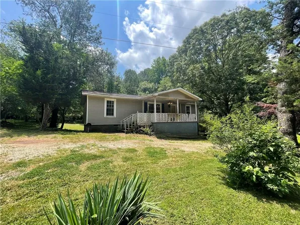 270 Old Sudie Rd, Hiram, GA 30141