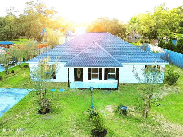 5507 Paula Dr, Long Beach, MS 39560