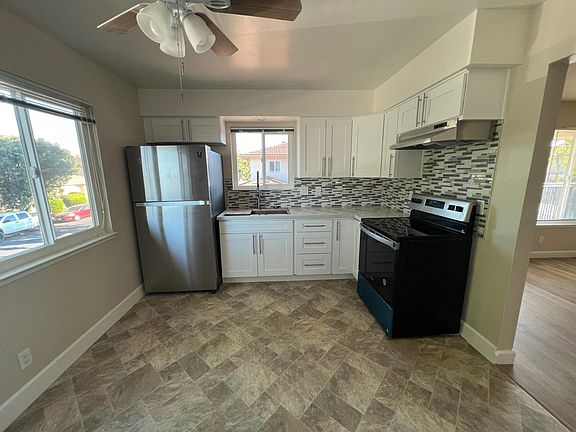 4th image of 1117 Oakmont Dr #B