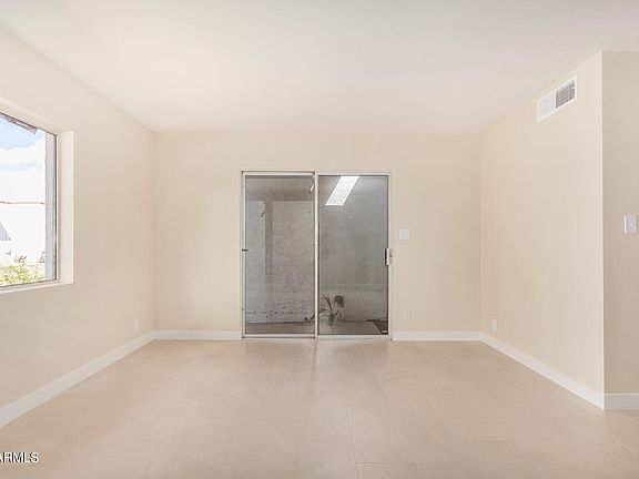 5th image of 6812 N 35TH Avenue #C
