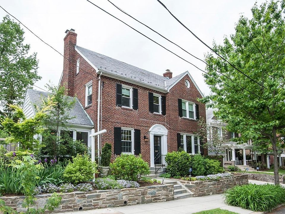 Elegant home with impressive curb appeal