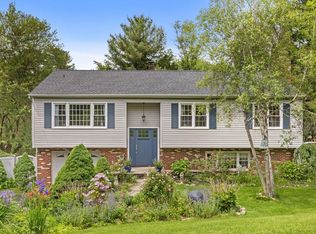 4 Armstrong St, Cortlandt Manor, NY 10567