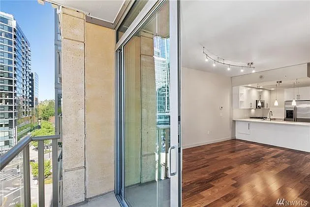 900 Lenora St #503 — Photo 11