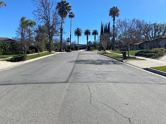 4th image of 730 Silverwood Pl
