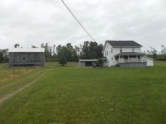 2nd image of 62 Fisher Farm Ln