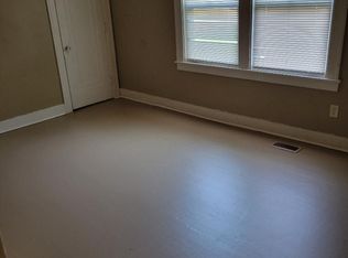 60 Waldo St, Pontiac, MI 48341