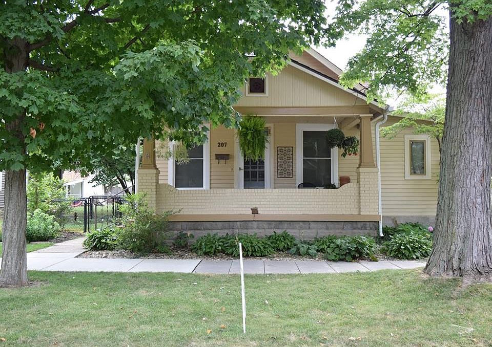 1st image of 207 S Vine St