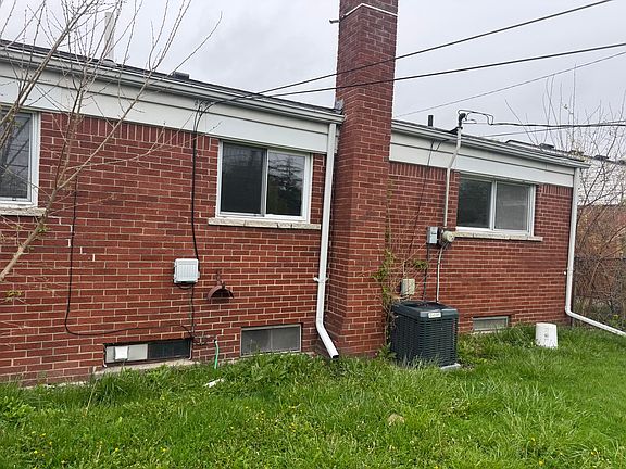 2nd image of 26165 Cunningham Dr