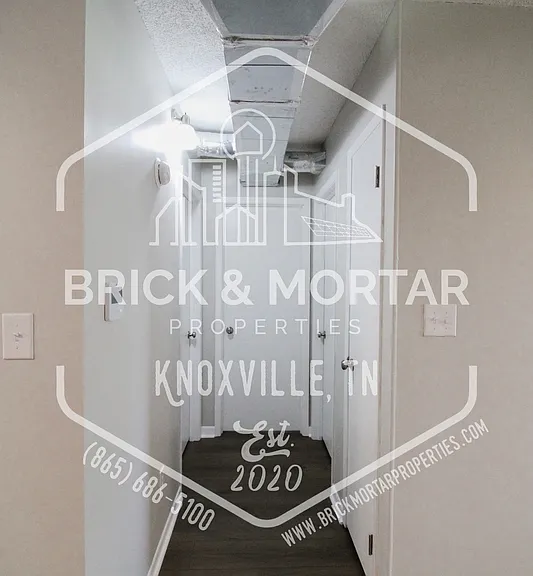 1015 Clendenen Rd — Photo 6