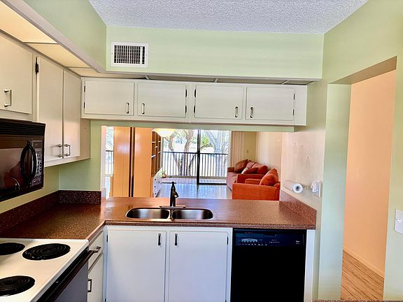 5th image of 12830 Briarlake Drive #203