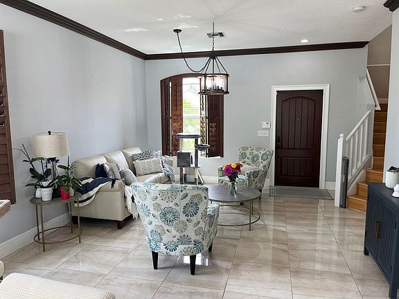 3rd image of 7576 Savannah Ln #7576