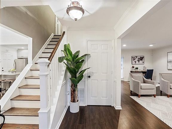 3rd image of 785 Crab Orchard Ct