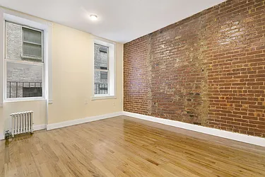 Rented by Cooper & Cooper Real Estate