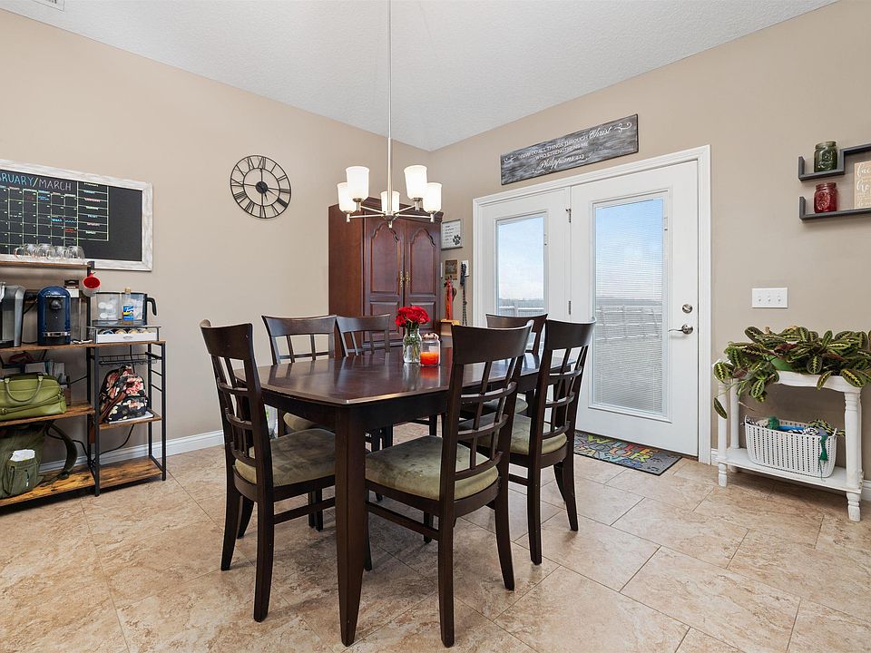 5592 Bear Creek Pass, Auburn, IN 46706 Zillow