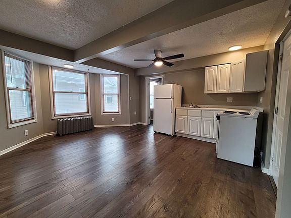 2nd image of 1619 Hubbard Ave #5